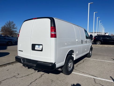 New 2025 Chevrolet Express 3500 w/ Driver Convenience Package image 3
