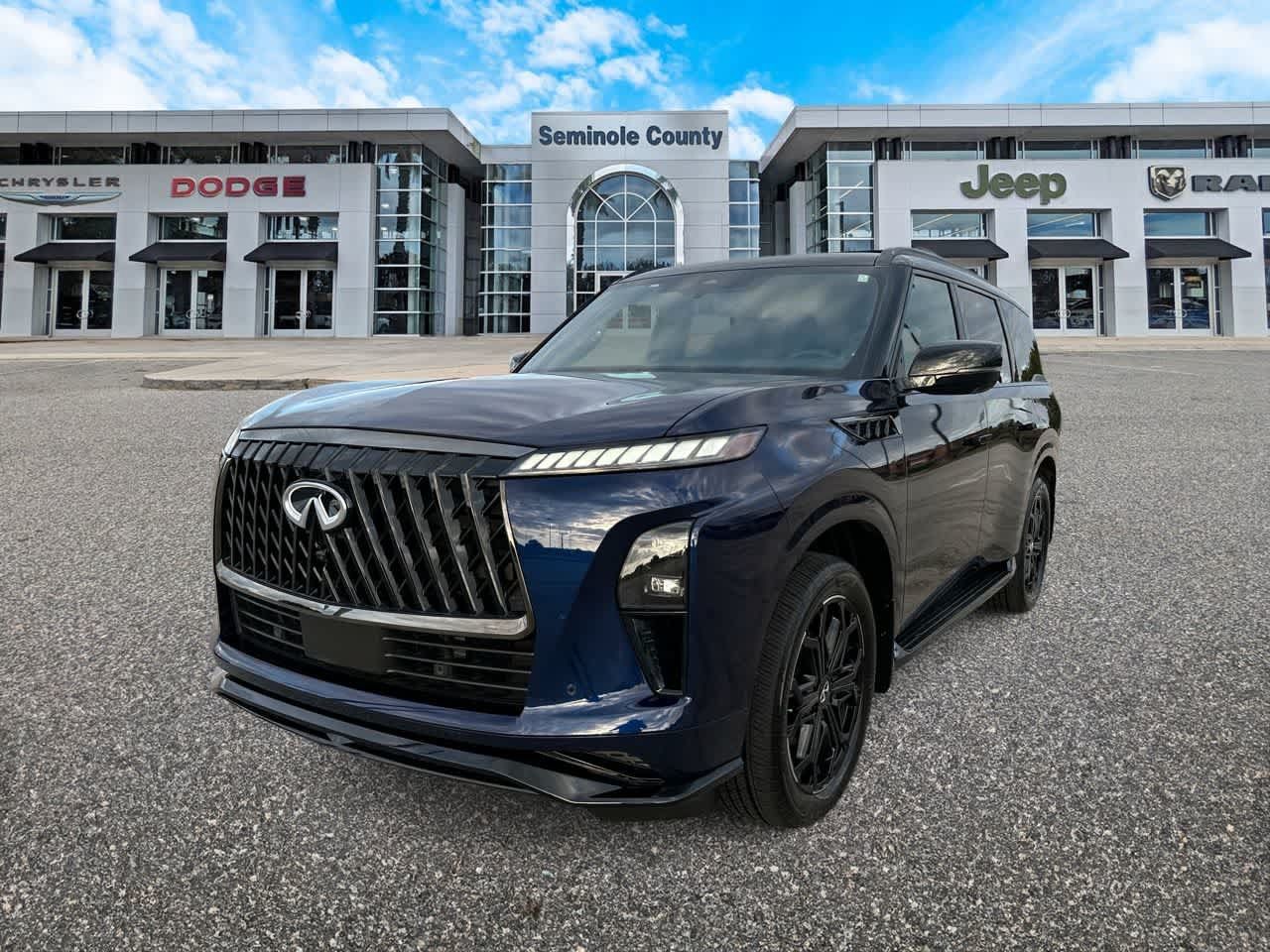 Used 2026 INFINITI QX80 4WD w/ Sport Exterior Package image 4