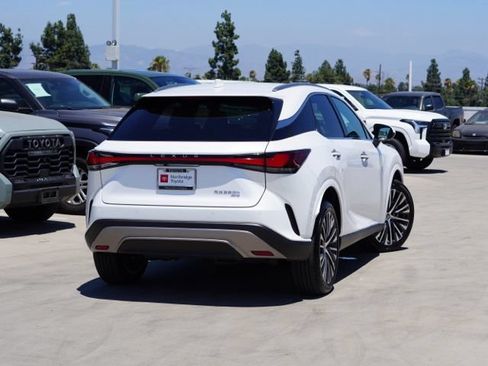 Used 2025 Lexus RX 350 w/ Convenience Package AWD/4WD image 8