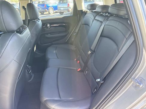 Certified 2024 MINI Cooper Clubman S image 13