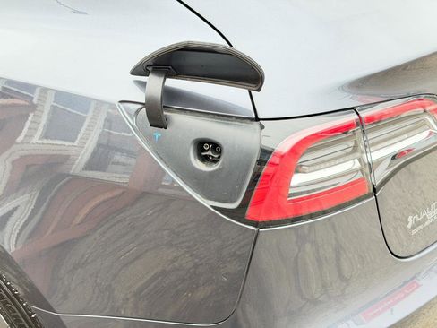 Used 2018 Tesla Model 3 Long Range image 83