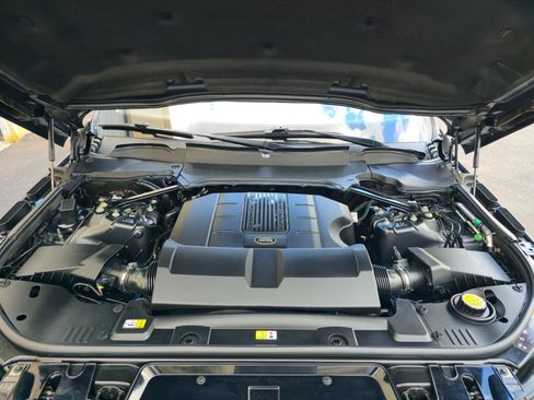 Used 2019 Land Rover Range Rover Sport HSE Dynamic image 33