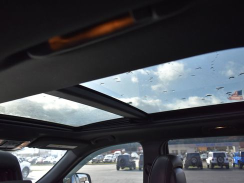 Used 2015 Jeep Grand Cherokee High Altitude image 16