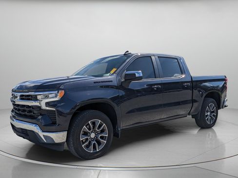 Used 2022 Chevrolet Silverado 1500 LT w/ All Star Edition Plus RWD image 2
