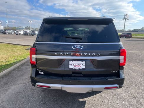 Used 2024 Ford Expedition Max XLT image 6