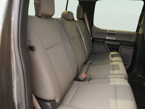 Used 2016 Ford F150 XLT w/ Equipment Group 302A Luxury AWD/4WD image 16