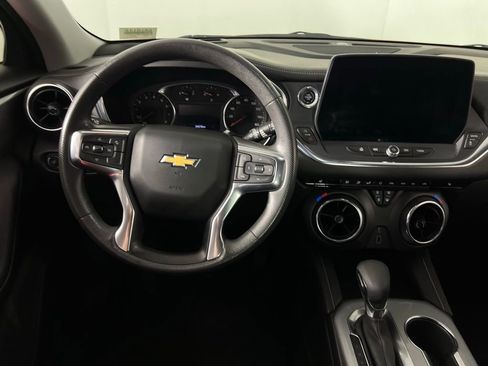 Used 2024 Chevrolet Blazer LT image 12