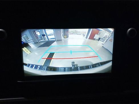 Used 2018 Toyota Tacoma SR5 image 23