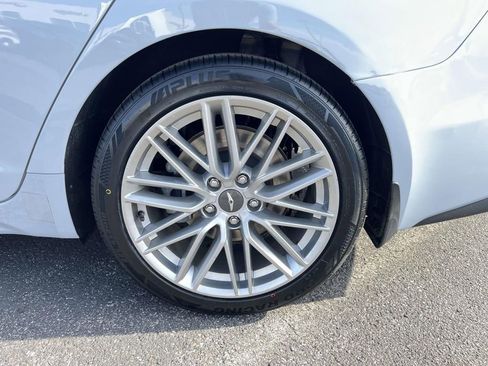 Used 2020 Genesis G70 2.0T image 11