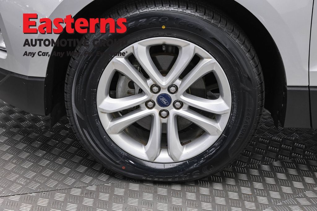 Used 2019 Ford Edge SEL w/ Equipment Group 201A FWD image 33