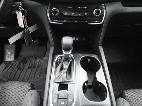 Used 2019 Hyundai Santa Fe SE AWD/4WD image 13