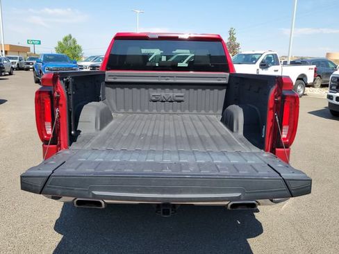 Used 2024 GMC Sierra 1500 SLT AWD/4WD image 13