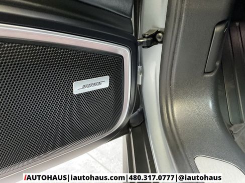 Used 2022 Porsche Panamera 4S w/ Premium Package image 39