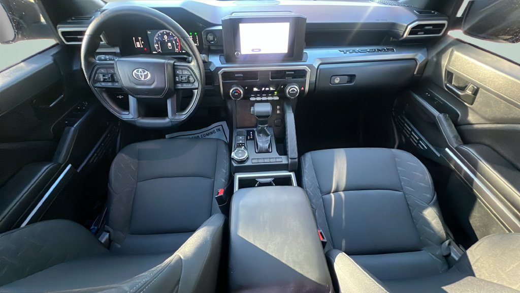 Used 2026 Toyota Tacoma SR5 AWD/4WD image 11