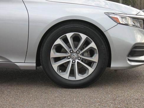 Used 2020 Honda Accord LX image 4