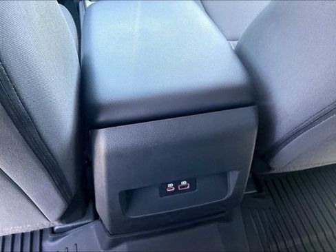 Certified 2026 Nissan Frontier SV w/ All-Weather Content Package AWD/4WD image 32