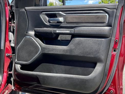 Used 2023 RAM 1500 Laramie AWD/4WD image 11