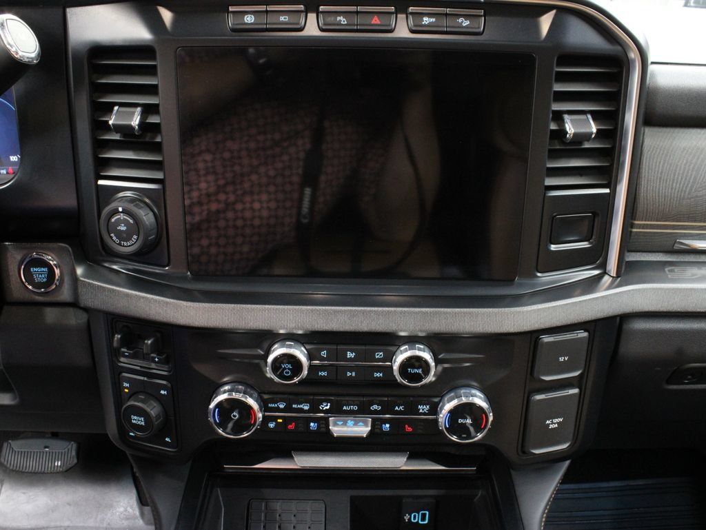 Used 2023 Ford F250 Platinum AWD/4WD image 21