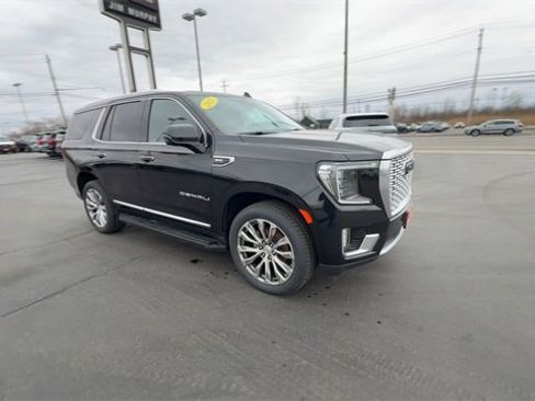 Used 2021 GMC Yukon Denali image 2