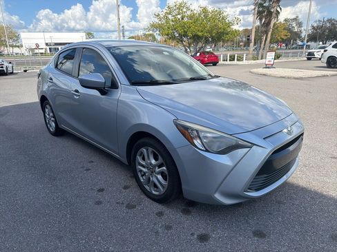 Used 2017 Toyota Yaris iA image 1