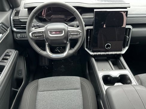 New 2025 GMC Acadia Elevation image 13