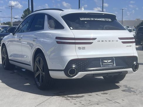 Used 2025 Genesis GV70 3.5T Sport w/ Sport Advanced Package image 5