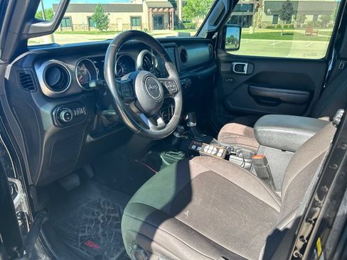 Used 2021 Jeep Gladiator Sport w/ Quick Order Package 24Q 80Th AWD/4WD image 9