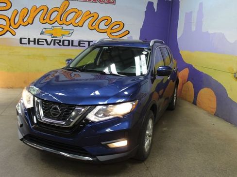 Used 2020 Nissan Rogue SV AWD/4WD image 8
