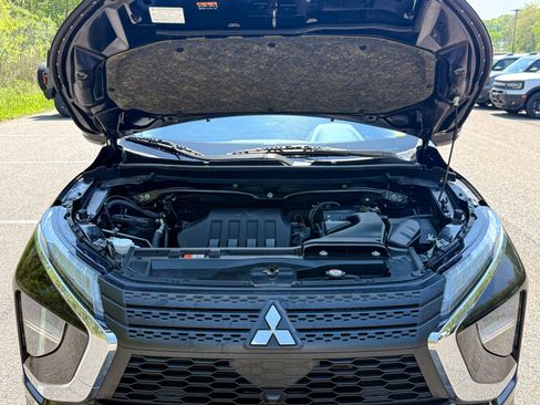 Used 2022 Mitsubishi Eclipse Cross LE AWD/4WD image 14