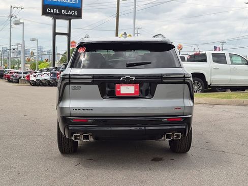 New 2026 Chevrolet Traverse RS w/ LPO, Floor Liner Package FWD image 7