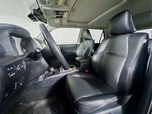 Certified 2024 Toyota 4Runner Limited AWD/4WD image 11