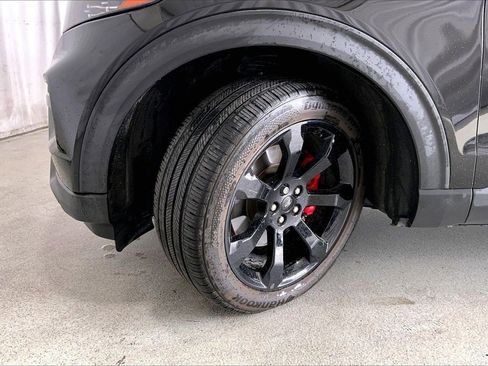 Used 2023 Ford Explorer ST w/ ST Street Pack image 20