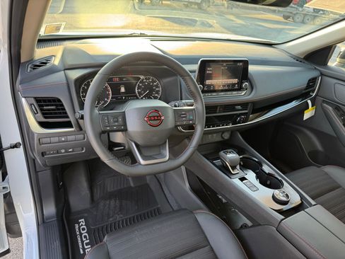 New 2026 Nissan Rogue SV image 11