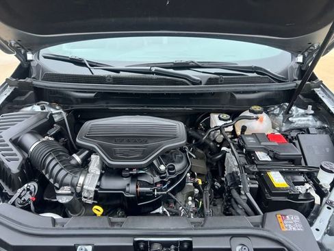 Used 2025 Cadillac XT5 Premium Luxury image 38