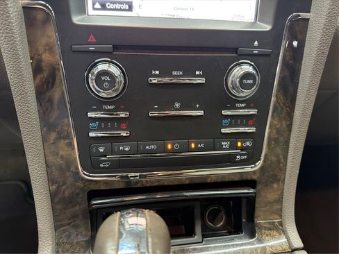 Used 2016 Lincoln Navigator L Select image 24