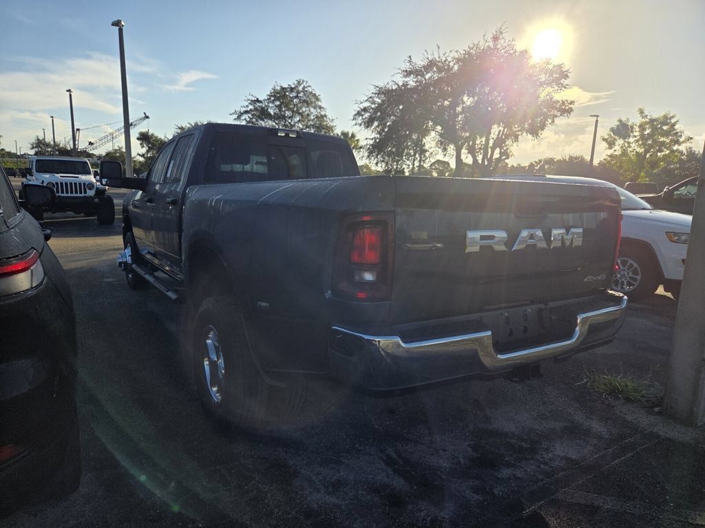 Used 2026 RAM 3500 Tradesman AWD/4WD image 4