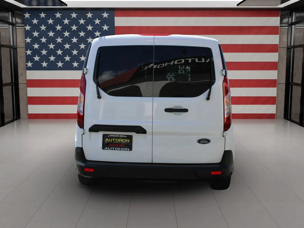 Used 2019 Ford Transit Connect XLT FWD image 4