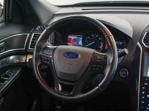 Used 2017 Ford Explorer Sport w/ Equipment Group 401A AWD/4WD image 14