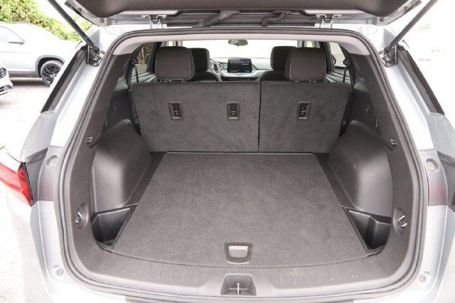 Used 2025 Chevrolet Blazer LT AWD/4WD image 7