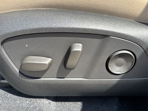 New 2026 Buick Enclave Preferred w/ Power Package image 12