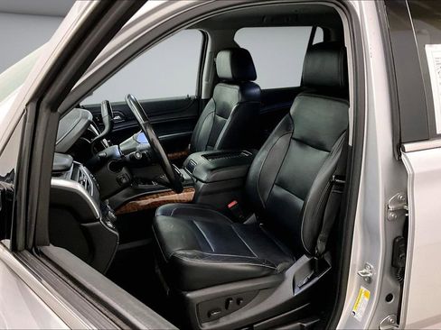 Used 2020 Chevrolet Tahoe Premier AWD/4WD image 21