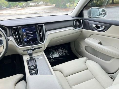 Used 2021 Volvo S60 T5 Inscription AWD/4WD image 28