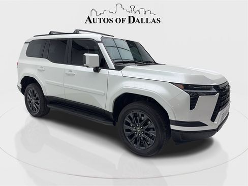 Used 2025 Lexus GX 550 w/ Accessory Package (2T) image 2