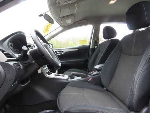 Used 2014 Nissan Sentra S FWD image 10