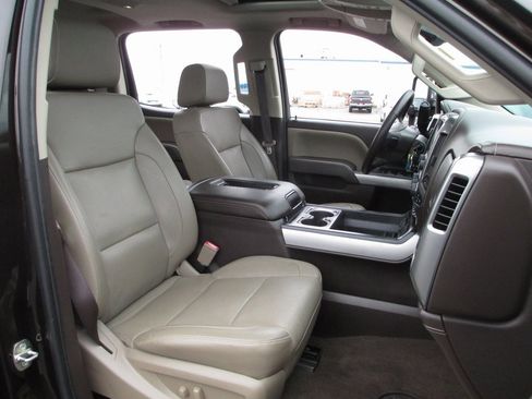 Used 2018 Chevrolet Silverado 3500 LTZ w/ Duramax Plus Package image 24