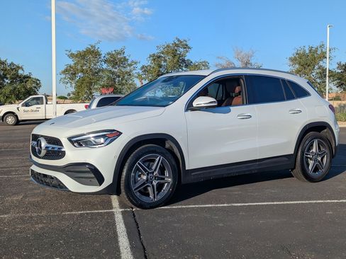 Used 2023 Mercedes-Benz GLA 250 GLA 250 image 1