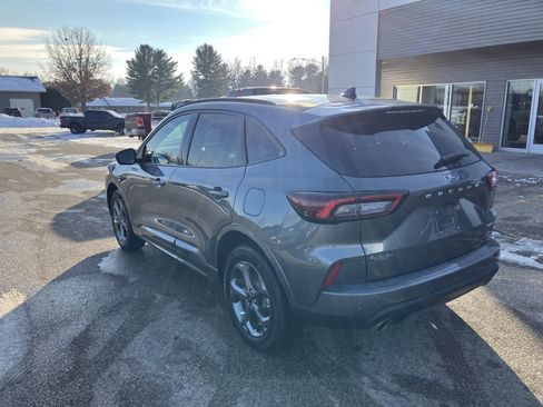 Used 2023 Ford Escape ST-Line Select w/ Tech Pack #2 image 8