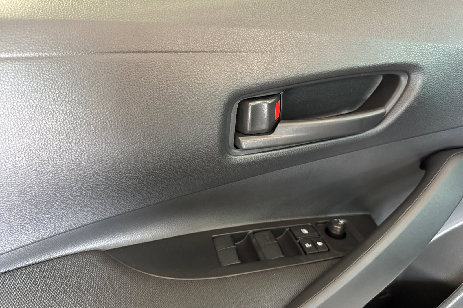 New 2027 Toyota Corolla LE w/ LE Premium Package FWD image 11