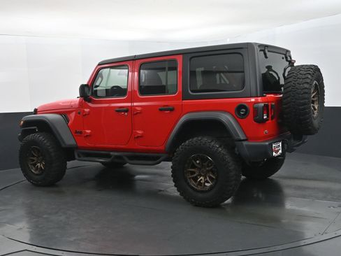 Used 2024 Jeep Wrangler Sport S image 3