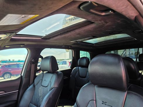 Certified 2024 Kia Telluride SX Prestige X-Line AWD/4WD image 11